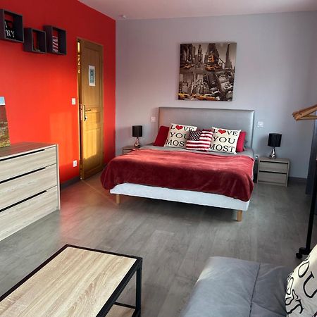 Chambres De Valerie Saint-Cyprien  Extérieur photo