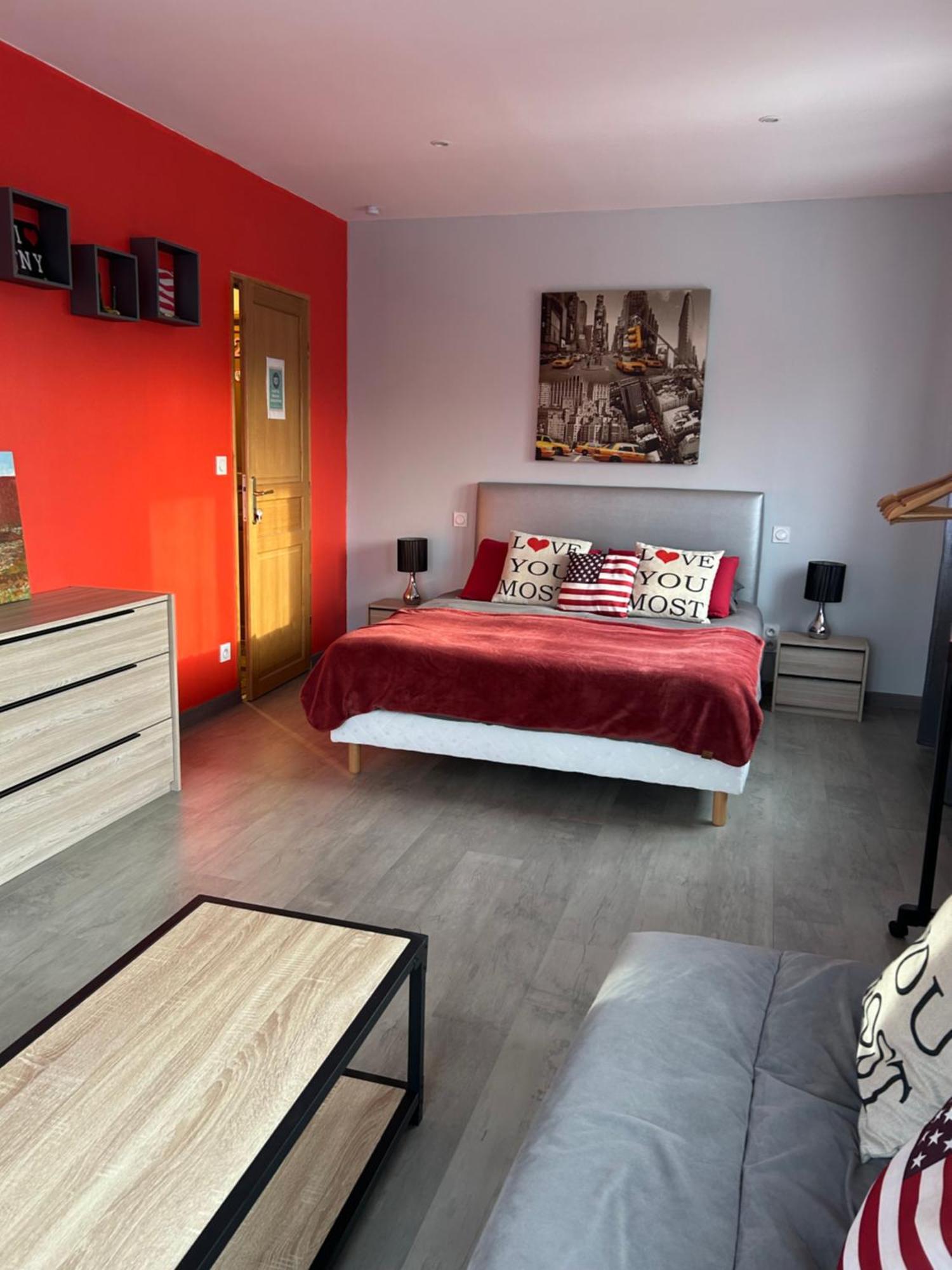 Chambres De Valerie Saint-Cyprien  Extérieur photo